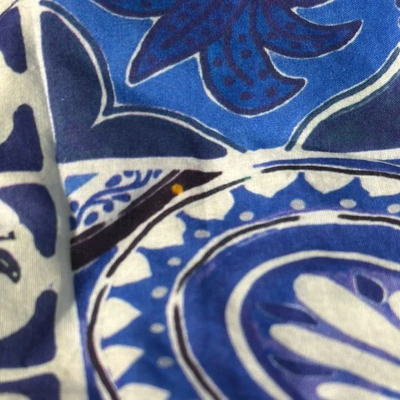 FARM Rio Blue Floral Blouse - Picture 2 of 6